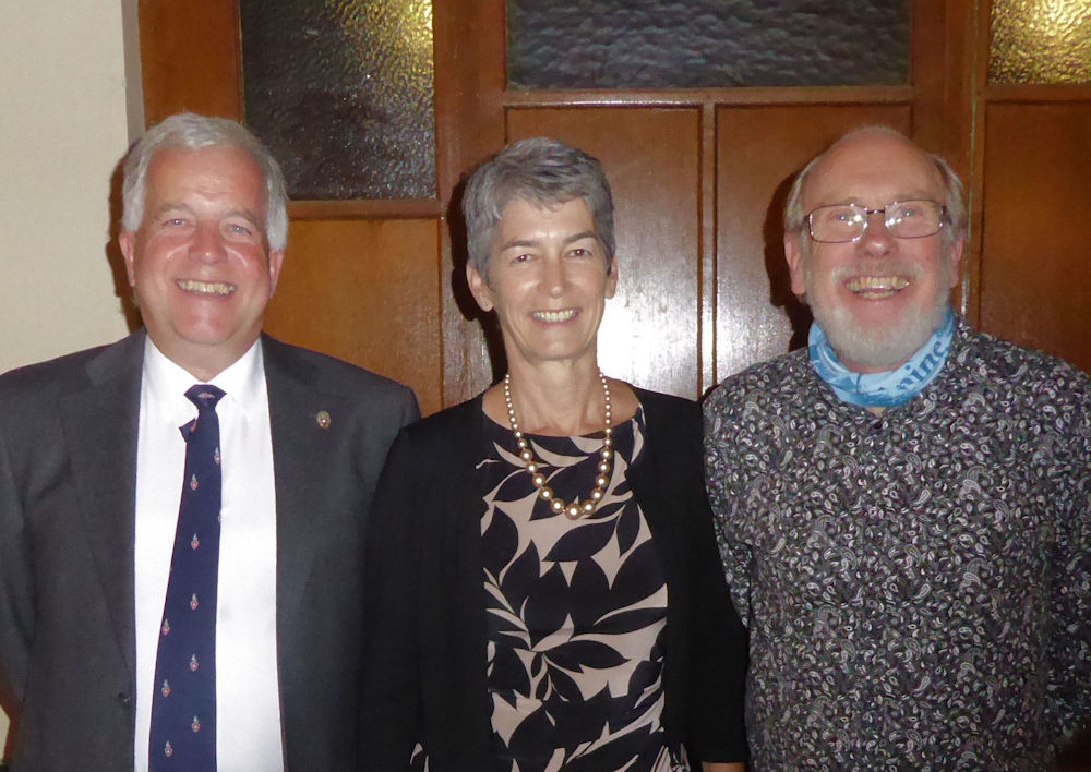 Madame Francoise Jacuet, President of the SAC flanked by the current ABMSAC President and an ex President. Photo by Paul Everett